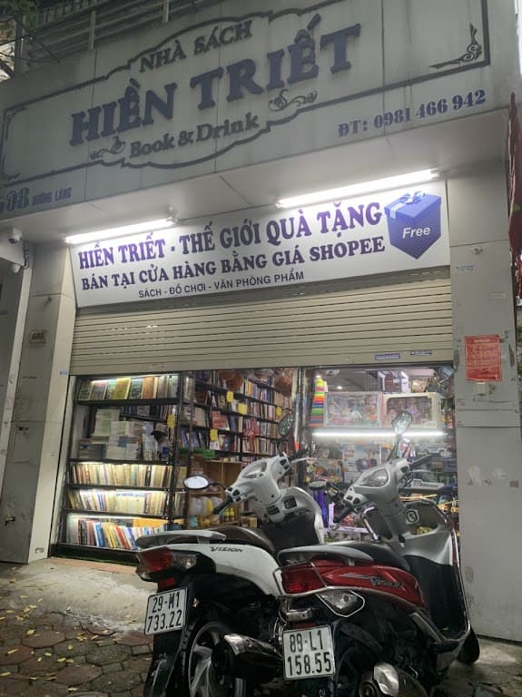 10. Hiệu Sách Cũ Hiền Triết