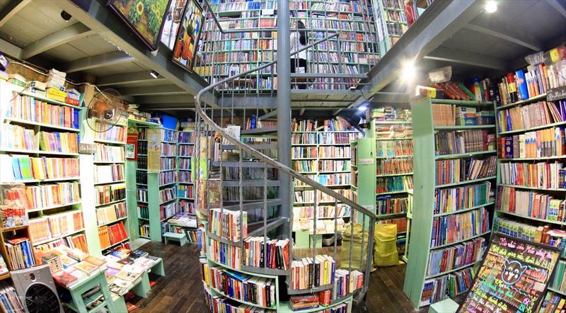 Trường An - Cửa hàng sách cũ ở Huế giá tốt