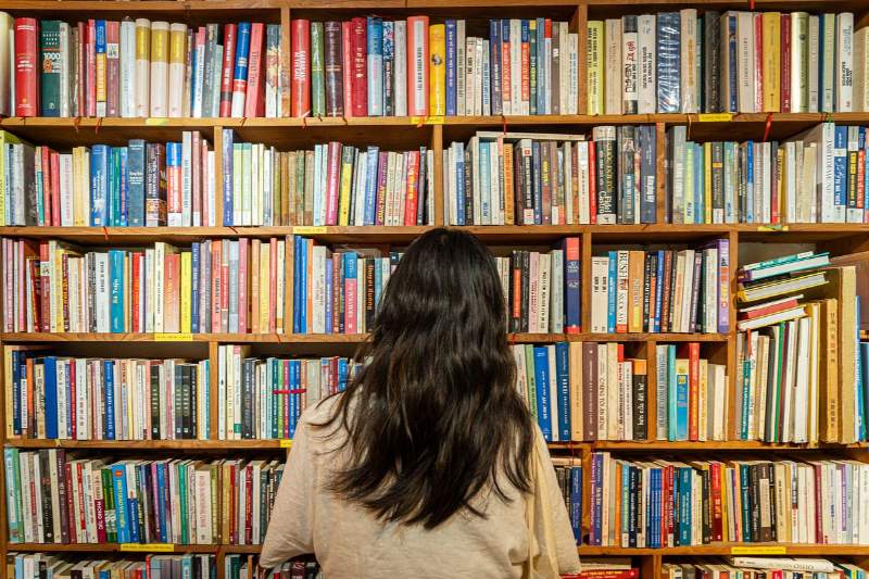 Phố Sách Cũ cam kết bán sách cũ với mức giá hấp dẫn, rẻ nhất thị trường